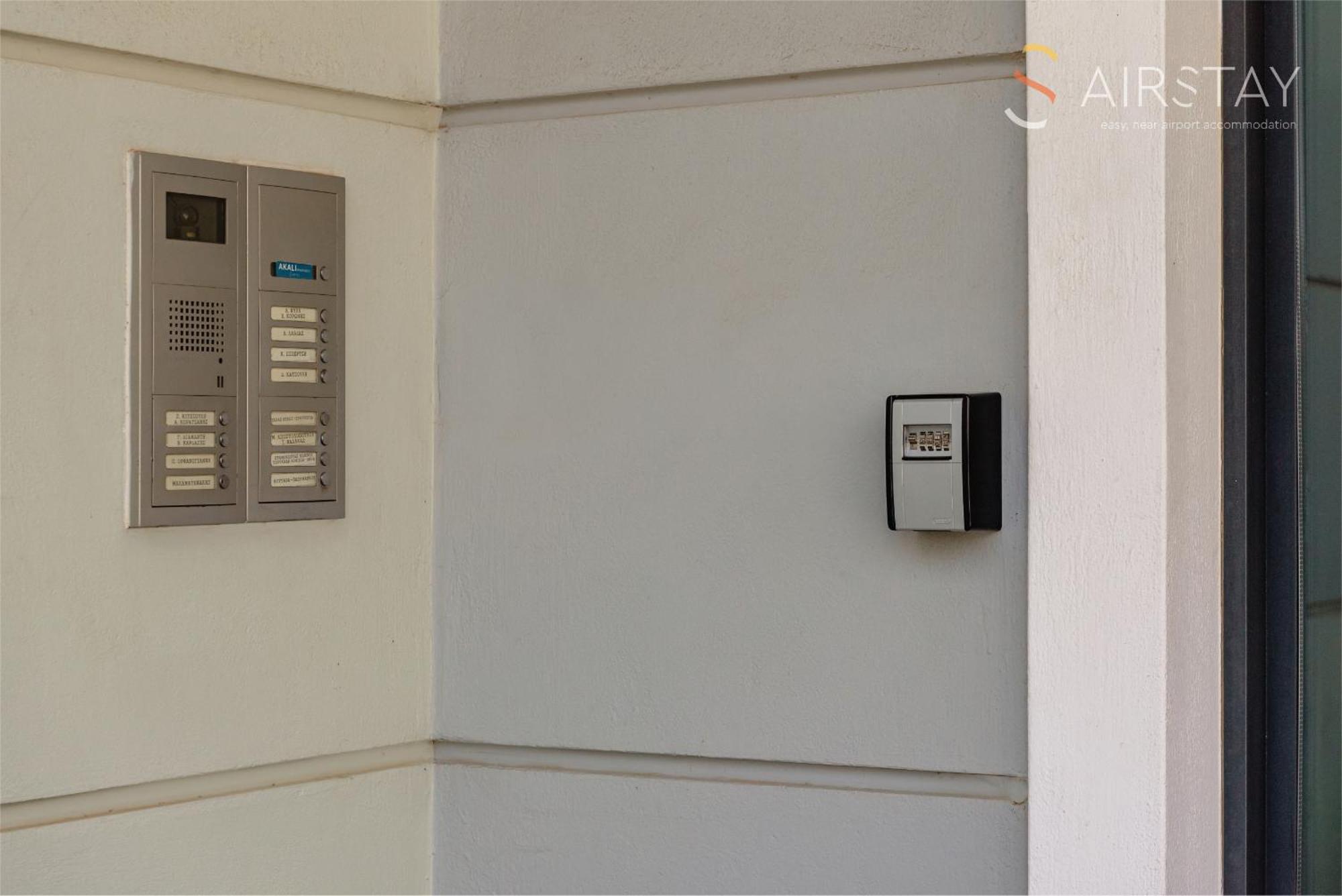 Spáta Akali Apartment Airport By Airstay מראה חיצוני תמונה
